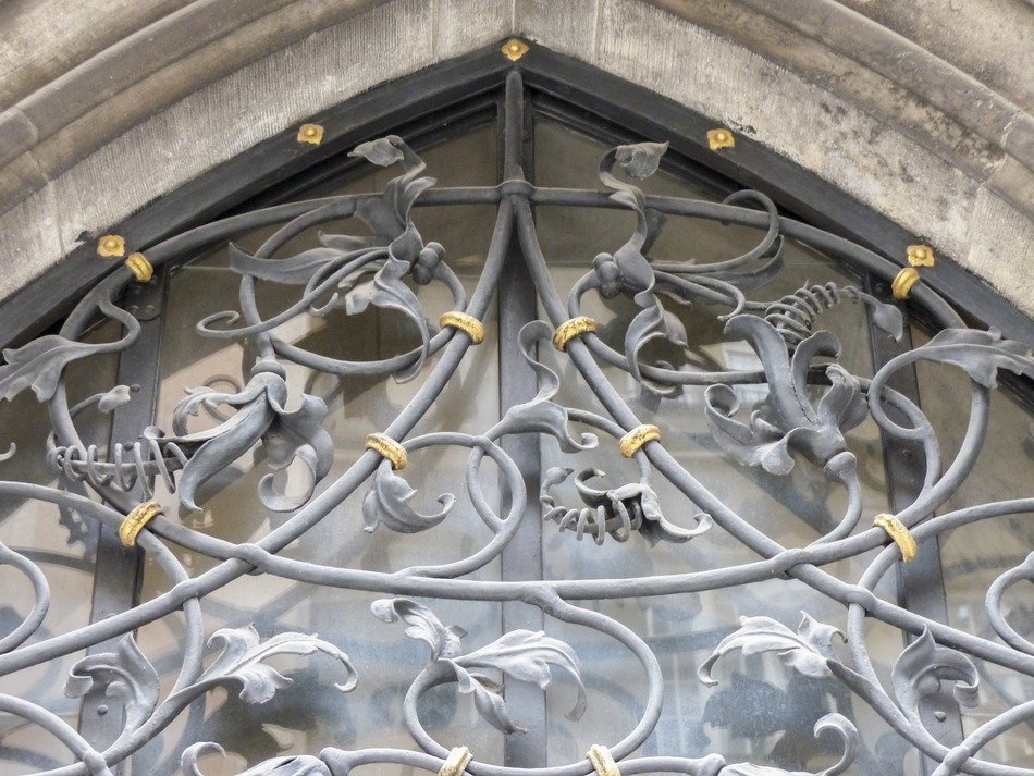 Picture of window of facade