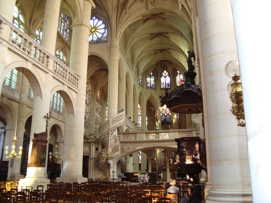 the interior of the european cathedral in paris