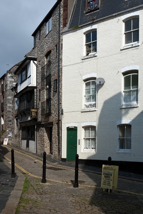 architecture of buildings in Plymouth
