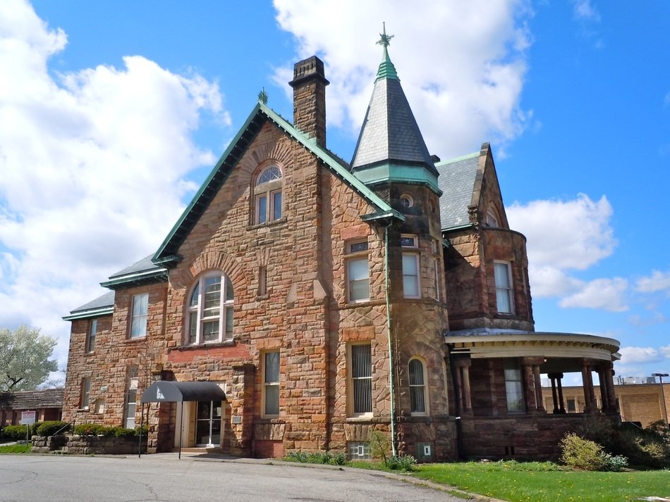 martin bushnell house