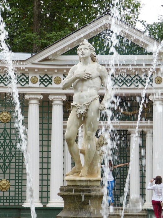 fountain statue in Peterhof