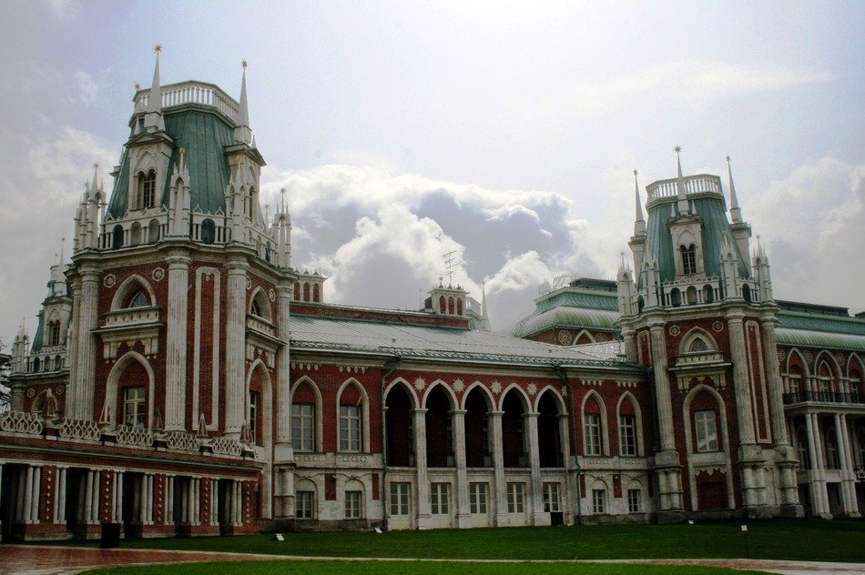 Building of the gothic palace