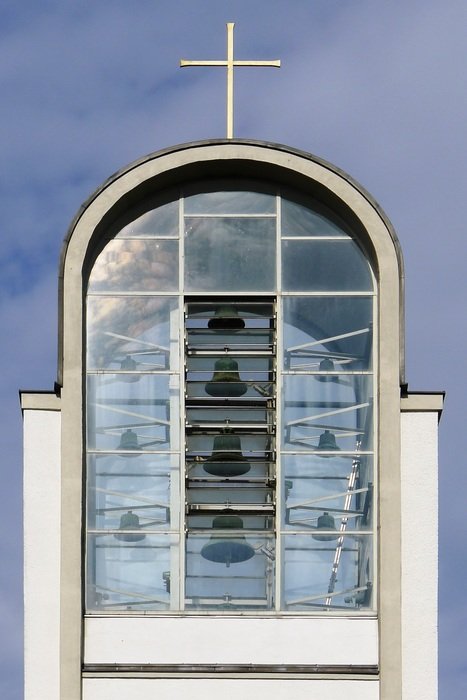 allerheiligenkirche in berlin facade view