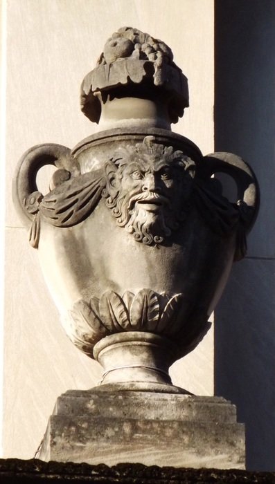 gargoyle sackett building