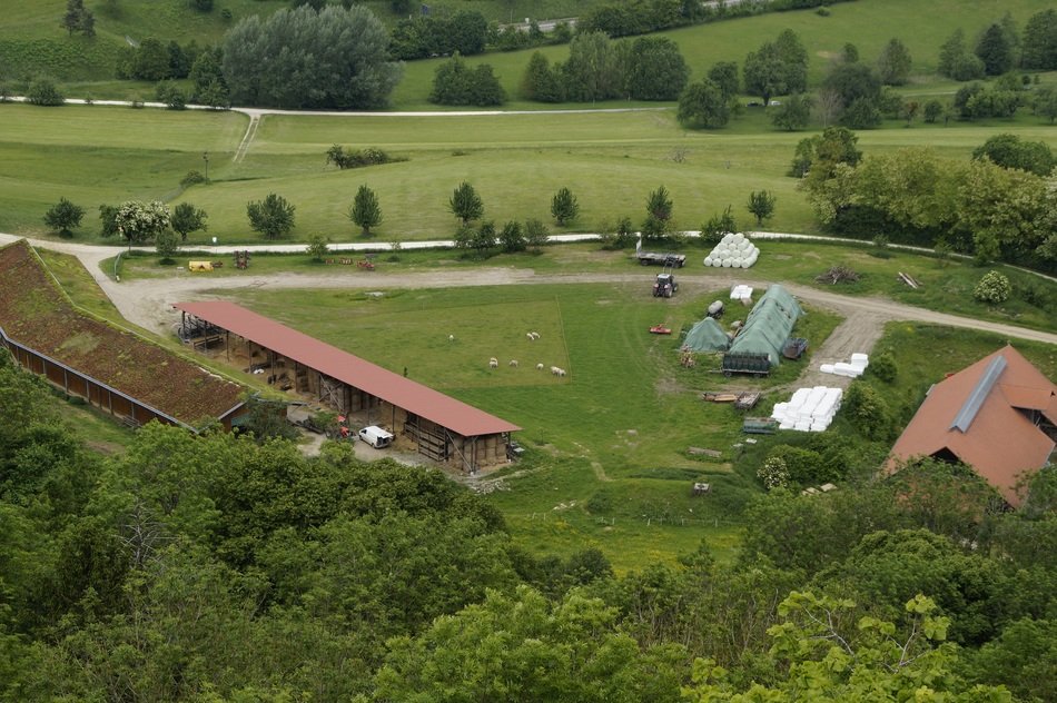overview of a farm in Hegau