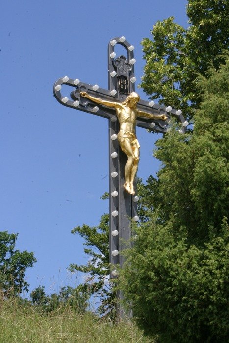 Crucifixion monument in the Altmuhltal natural park