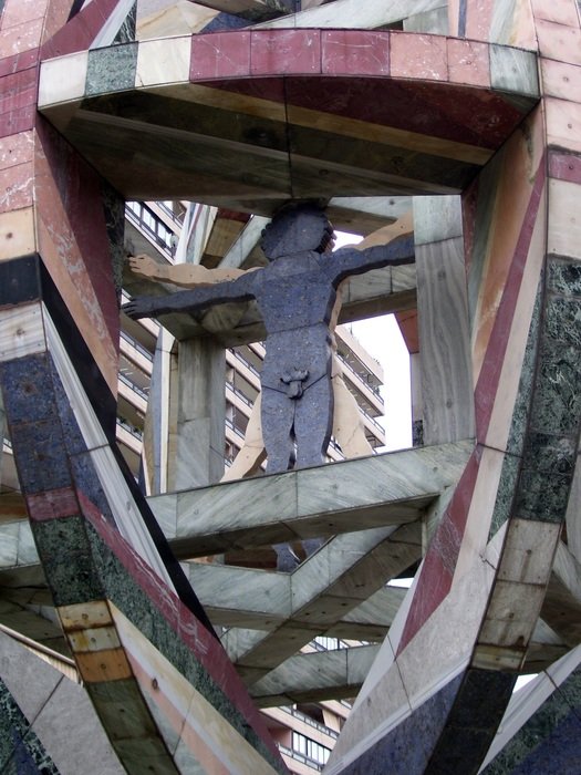 Picture of geometric sculpture in naples