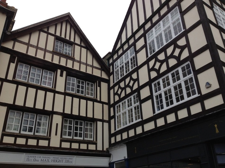 cambridge tudor houses