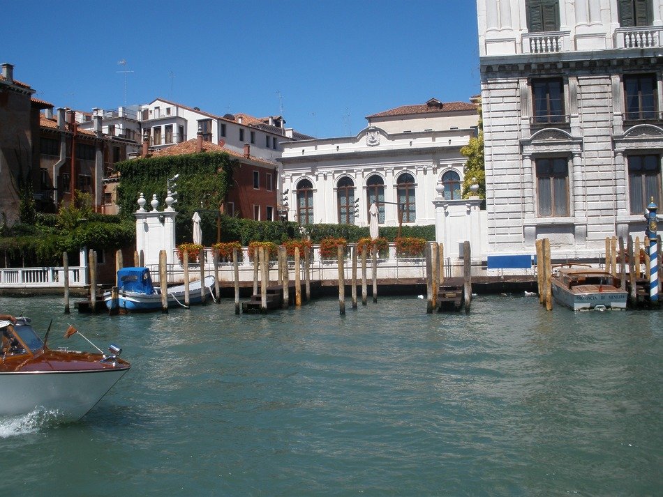houses near the Grand Canal in Venice