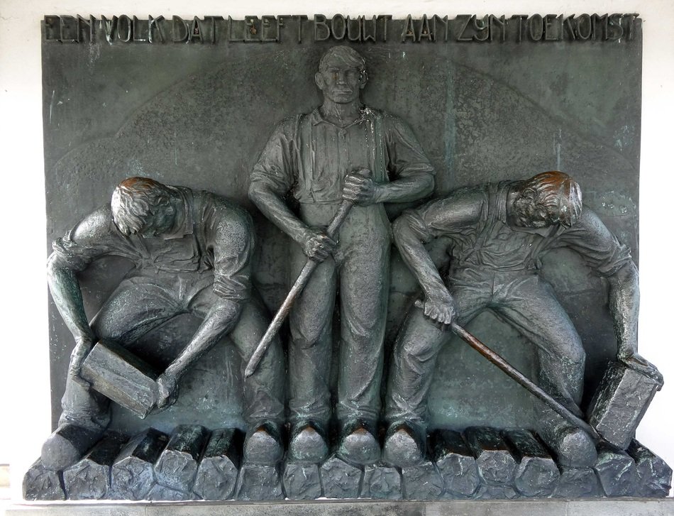 monument relief wieringen