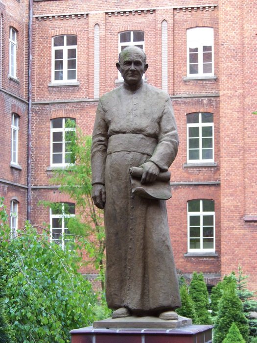 Picture of the statue