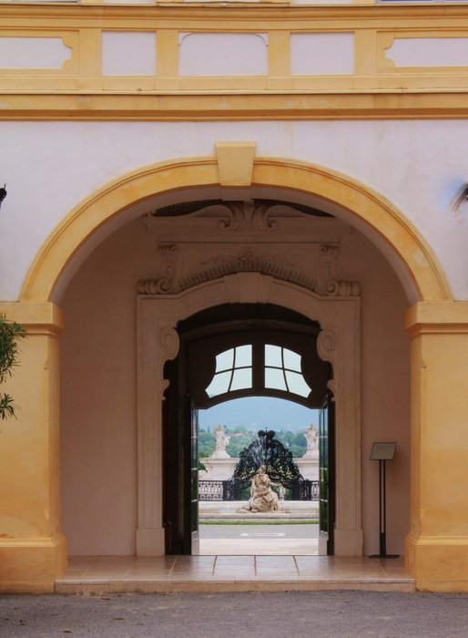 curved entry arch