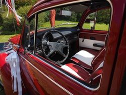 salon in the wedding car