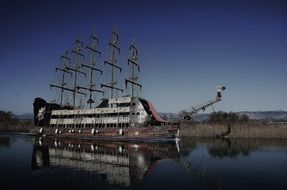 sea pirate ship
