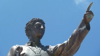 statue finger