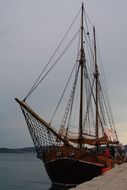 pirates ship