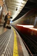 Platform in metro
