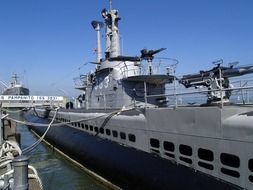 moored us navy submarine, museum