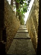 stairs wall baluarte park