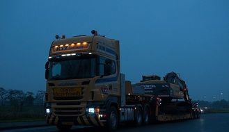 truck rides at night