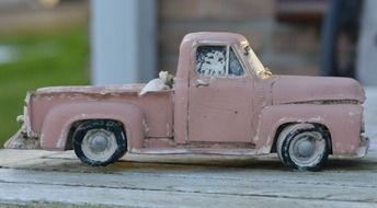 toy model of vintage car
