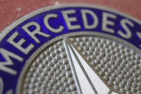 Mercedes Benz sign