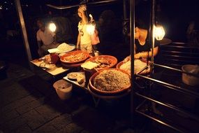 street trading in taiwan at night