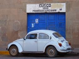 white vw beetle