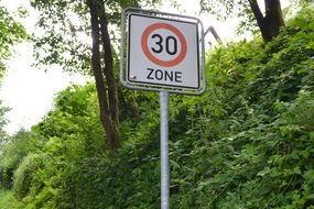 shield with speed limitation zone 30