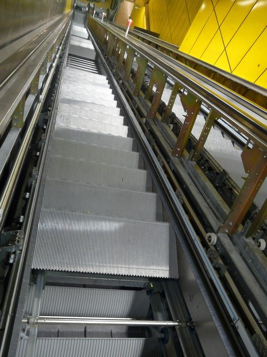 escalator in repair