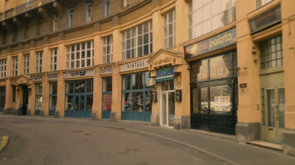 street in the center of budapest