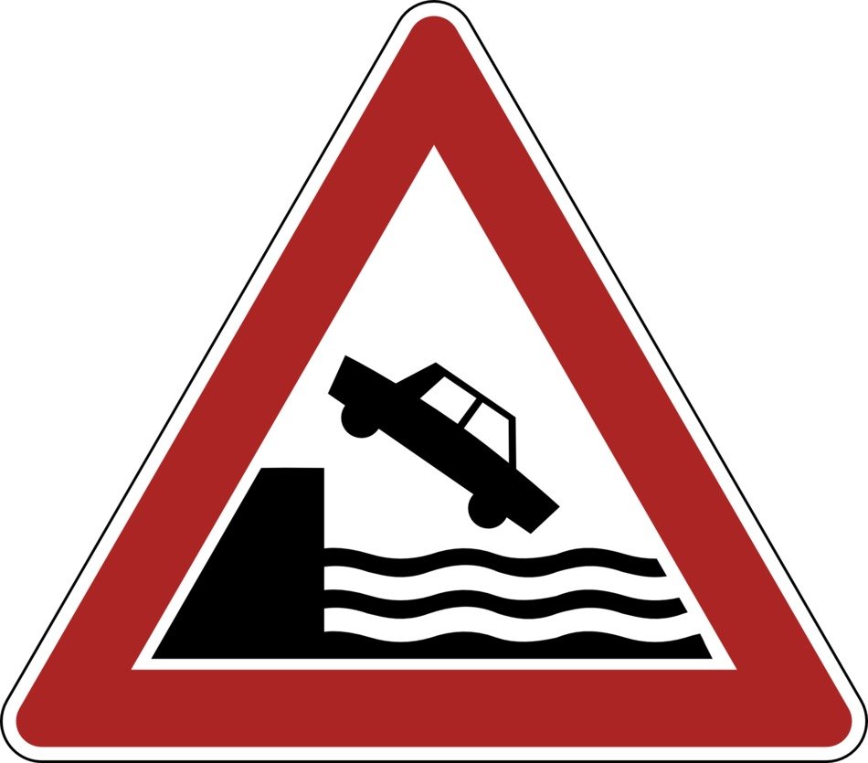 warning sign of the nearby quay