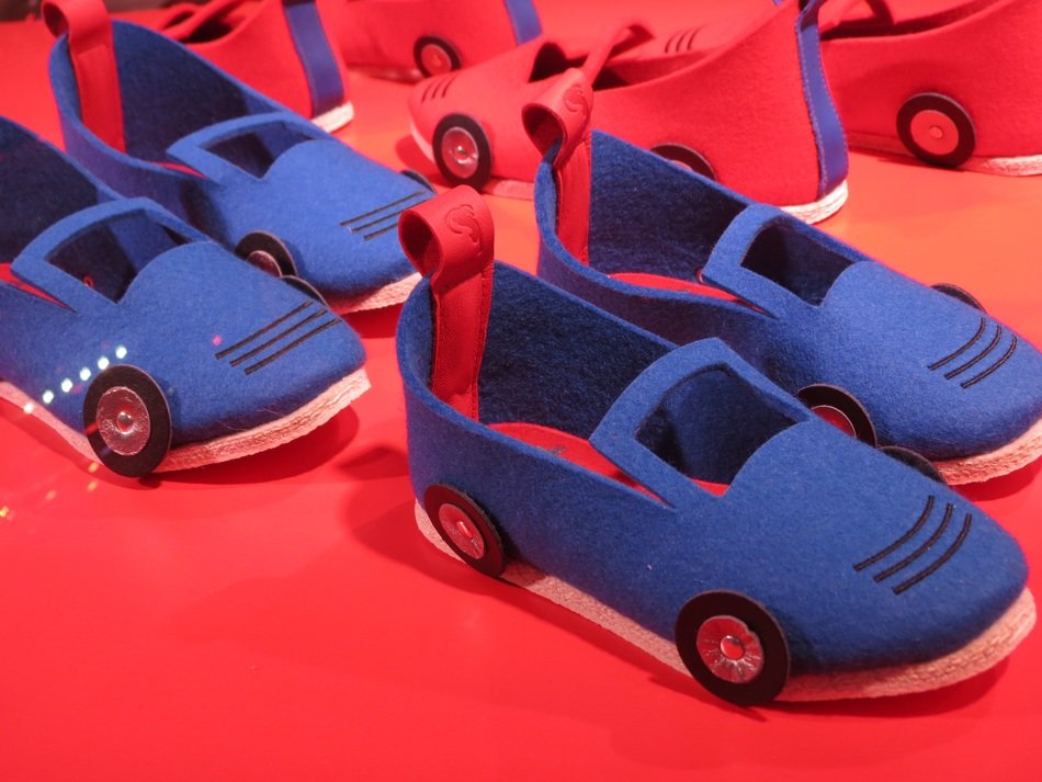 children's shoes in the form of machines