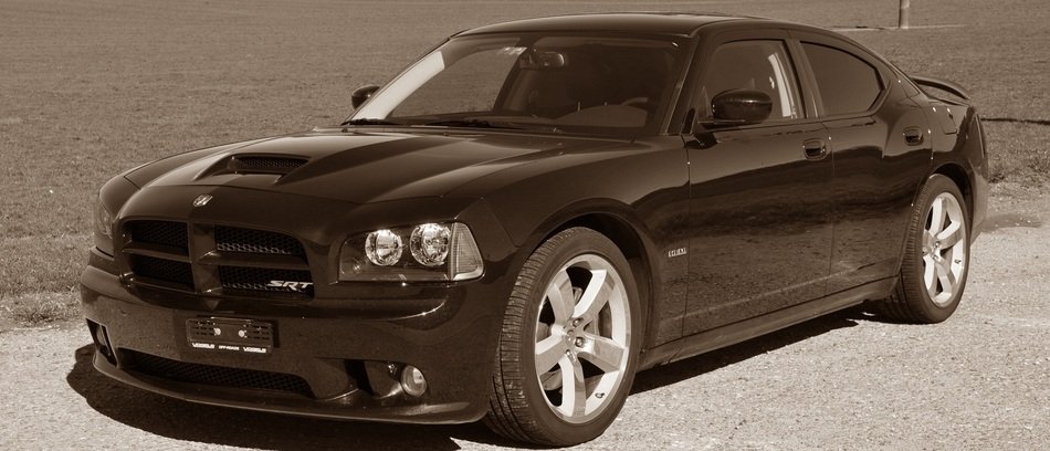 Luxury vehicle, Dodge Charger SRT8
