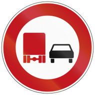No Overtaking By Lorries