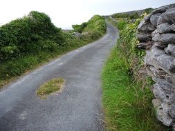 winding road in Inisheer