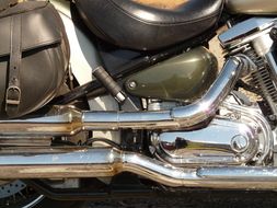 exhaust pipes on a motorcycle