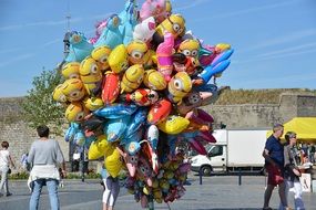 many balloons for kids