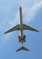 airliner aircraft bottom start aviation fly