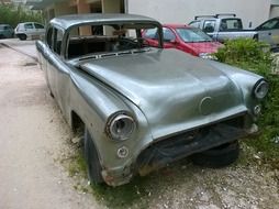 abandoned car