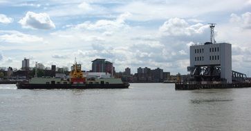 ferry woolwich