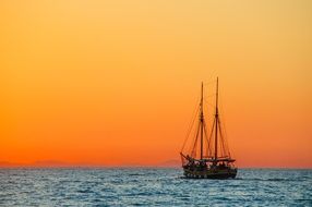 sailing vessel boot