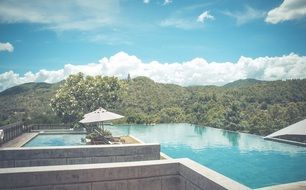 Luxurious swimming pool