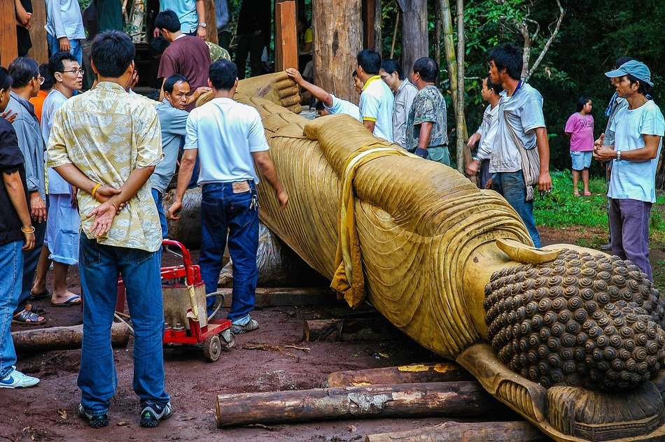 transportation of buddha statue in Northern Thailand