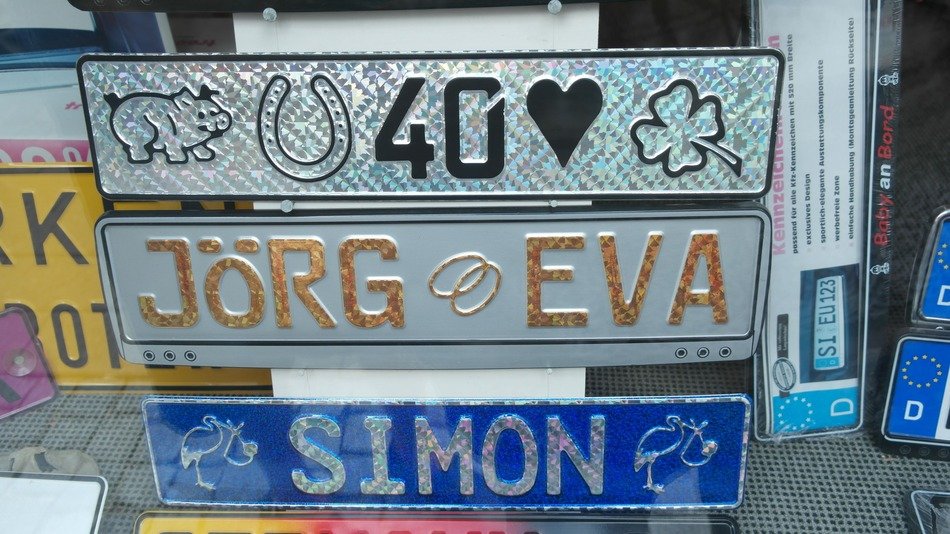 Different Types Of Car Signs