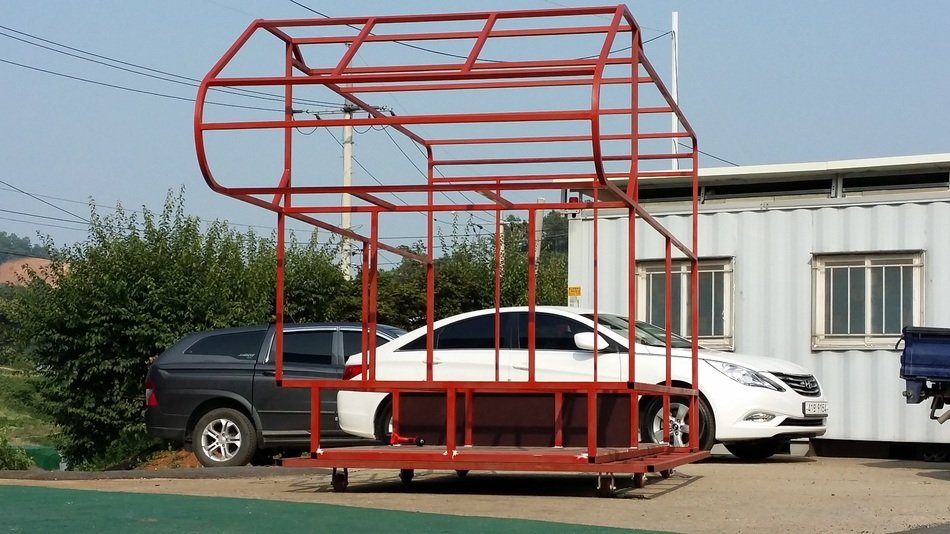 Rv frame near cars