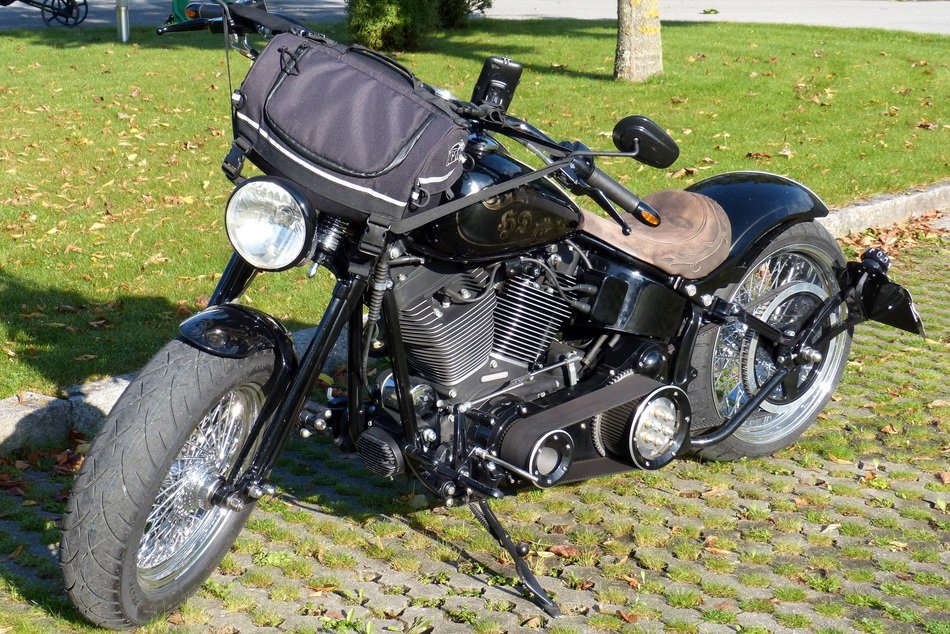 black vintage harley davidson