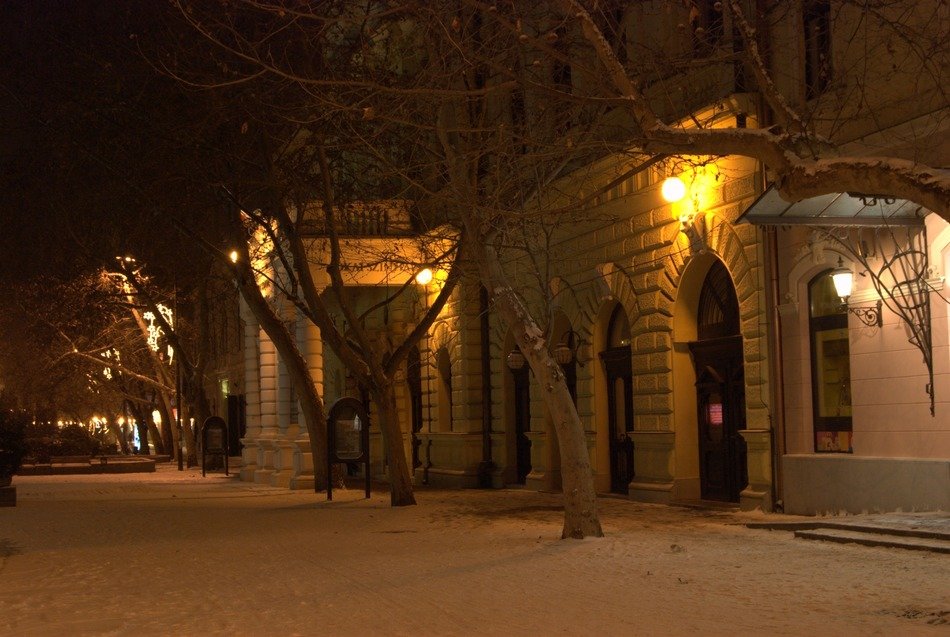 békéscsaba at night time