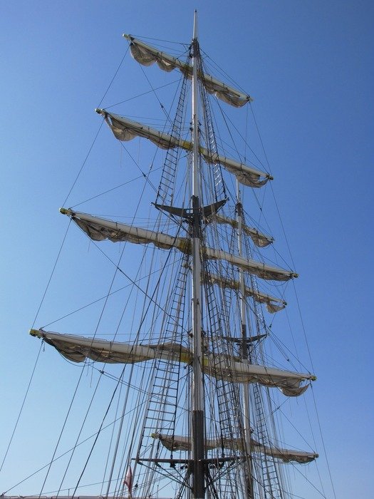 high mast on the ship