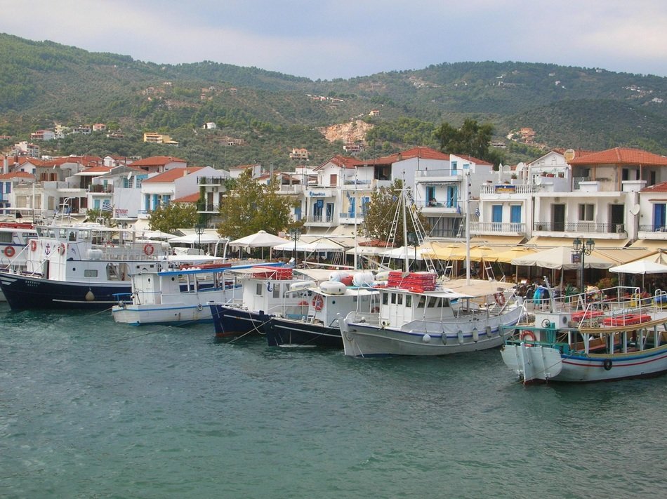 panorama of boats on the pier